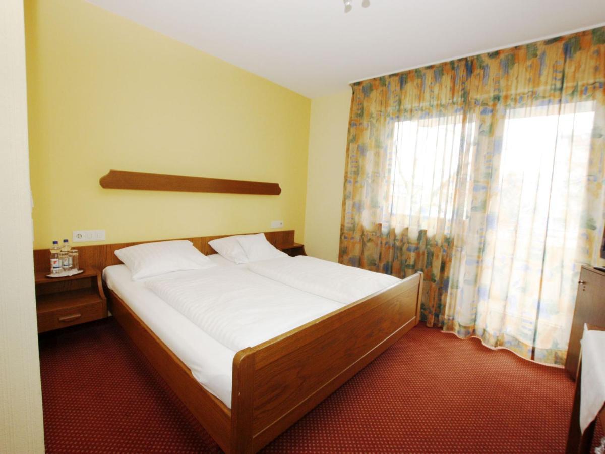 Hotel Bären Garni Freiburg im Breisgau Exteriör bild